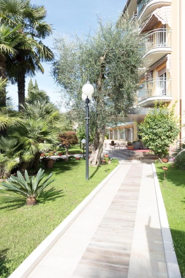 Hotel Drago - Garda Lake Collection 布雷佐内加尔达 外观 照片