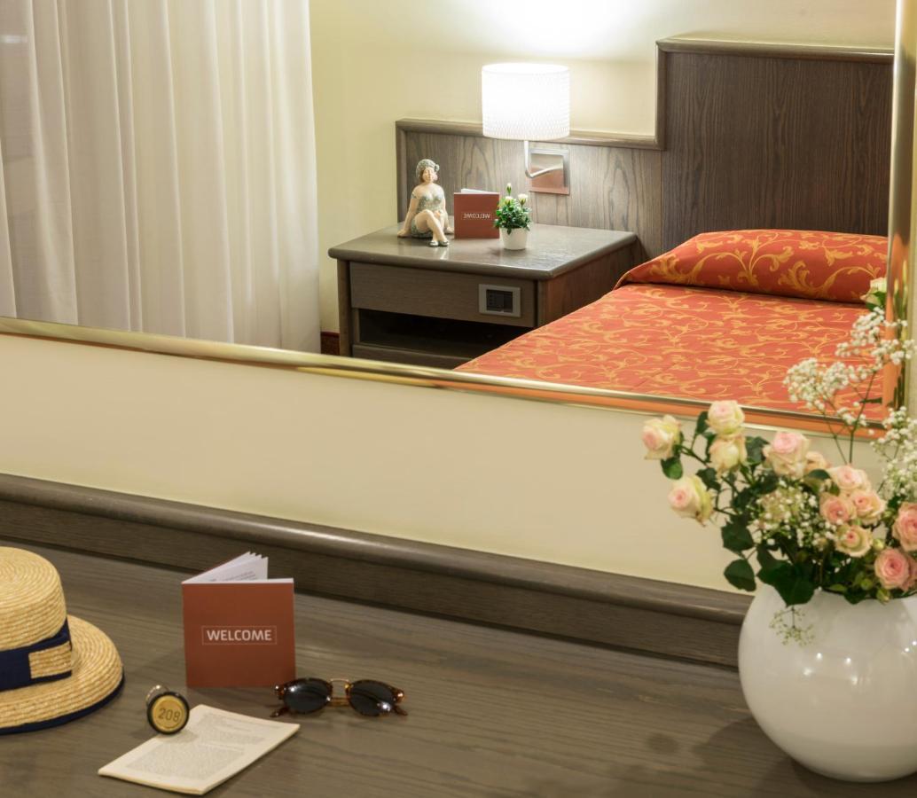 Hotel Drago - Garda Lake Collection 布雷佐内加尔达 外观 照片