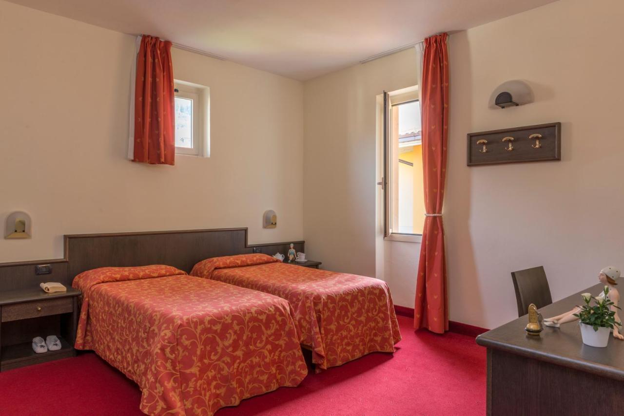 Hotel Drago - Garda Lake Collection 布雷佐内加尔达 外观 照片